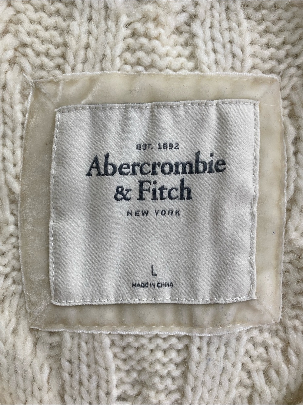 Abercrombie & Fitch Y2K Cable Knit Bobble Cardigan Sweater | 3/4 Sleeves | Ivory - Picture 13 of 16